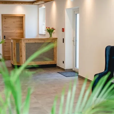 Kopeindlgut アパートホテル 3*