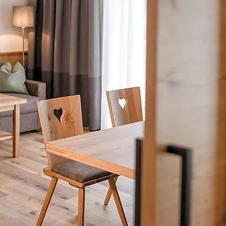 Kopeindlgut Aparthotel 3*